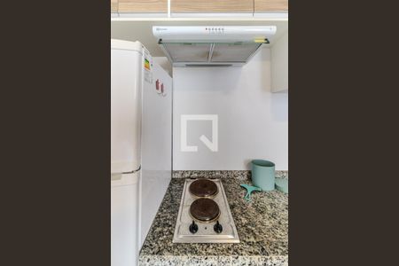 Cozinha de kitnet/studio à venda com 1 quarto, 29m² em Vila Buarque, São Paulo