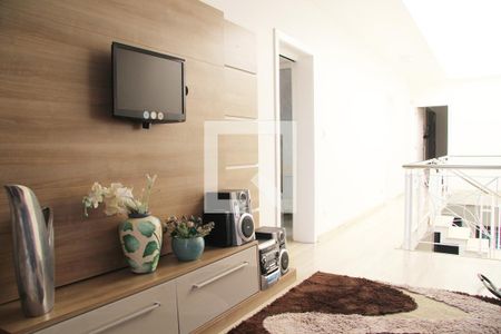 Sala 2 de casa para alugar com 3 quartos, 240m² em Parque Renato Maia, Guarulhos