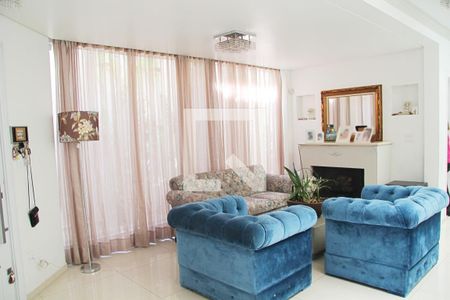 Sala de casa para alugar com 3 quartos, 240m² em Parque Renato Maia, Guarulhos