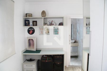 Suíte 3 de casa para alugar com 3 quartos, 240m² em Parque Renato Maia, Guarulhos