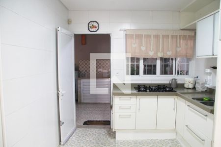 Cozinha de casa para alugar com 3 quartos, 240m² em Parque Renato Maia, Guarulhos