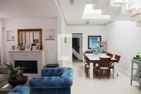 Sala de casa para alugar com 3 quartos, 240m² em Parque Renato Maia, Guarulhos