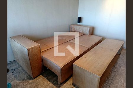Sala - detalhe sofá-cama de apartamento para alugar com 1 quarto, 82m² em Jardim America, São Paulo