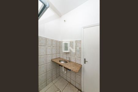 Banheiro Social de apartamento para alugar com 3 quartos, 65m² em Centro, Belo Horizonte