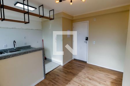 Sala de apartamento para alugar com 2 quartos, 43m² em Jardim Tres Irmaos, Taboão da Serra