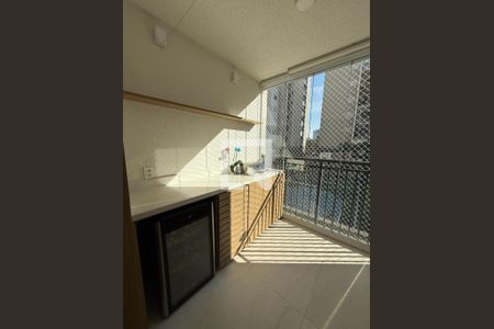 Varanda foto 3 de apartamento à venda com 3 quartos, 61m² em Parque Sao Domingos, São Paulo