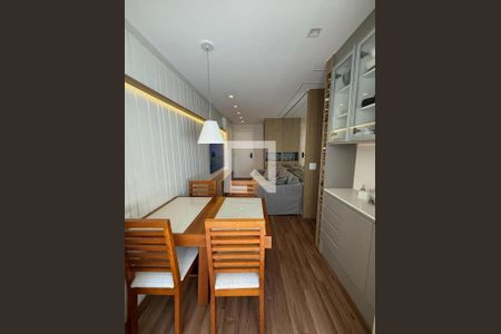 Sala e varanda 2 de apartamento à venda com 3 quartos, 61m² em Parque Sao Domingos, São Paulo