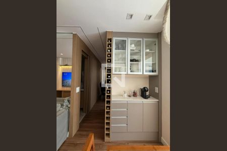 Corredor de apartamento à venda com 3 quartos, 61m² em Parque Sao Domingos, São Paulo