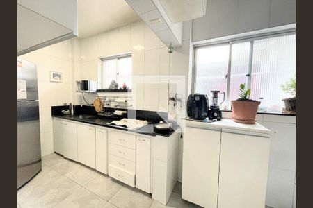 Cozinha de apartamento à venda com 3 quartos, 110m² em Anchieta, Belo Horizonte