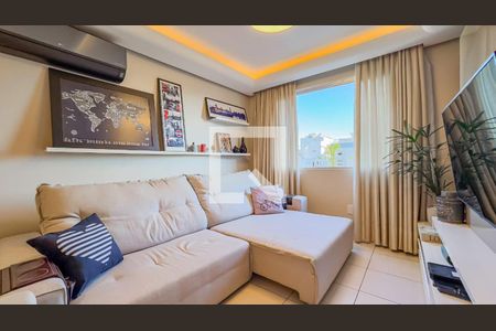 Sala de apartamento à venda com 3 quartos, 118m² em Petrópolis, Porto Alegre