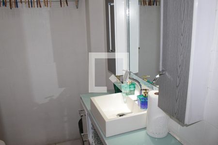 Banheiro de kitnet/studio à venda com 1 quarto, 30m² em República, São Paulo