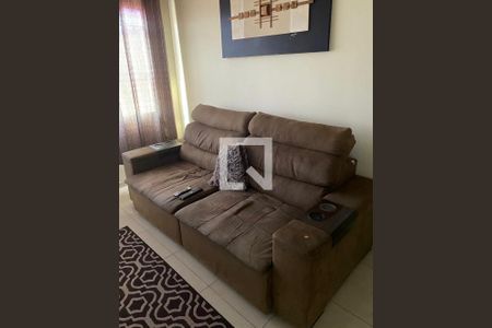 Sala de apartamento à venda com 2 quartos, 60m² em Irajá, Rio de Janeiro