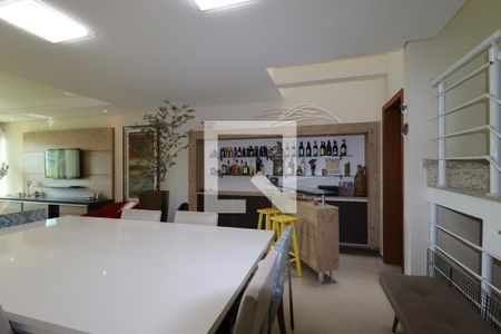 Sala de Jantar de casa à venda com 3 quartos, 217m² em Vila Scarpelli, Santo André
