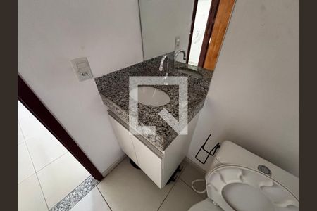 Lavabo de apartamento para alugar com 2 quartos, 85m² em Recreio dos Bandeirantes, Rio de Janeiro