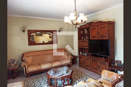 Sala de casa à venda com 4 quartos, 253m² em Vila Pereira Barreto, São Paulo