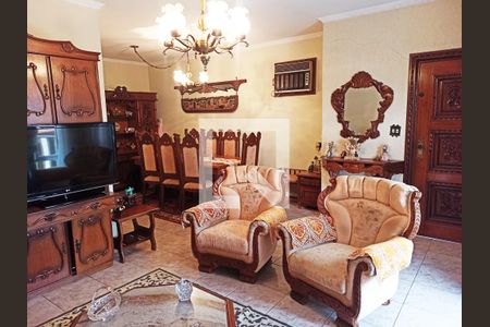 Sala de casa à venda com 4 quartos, 253m² em Vila Pereira Barreto, São Paulo