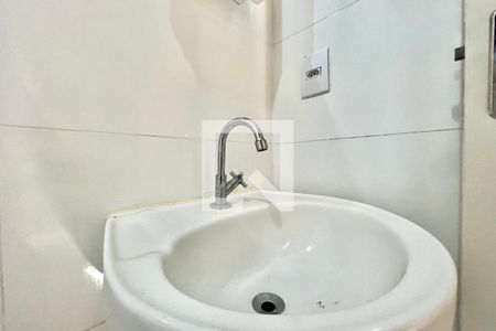 Banheiro de casa para alugar com 1 quarto, 40m² em Parque Jabaquara, São Paulo