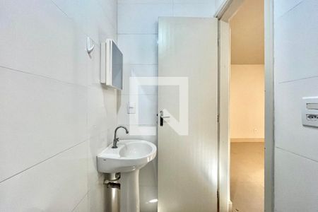 Banheiro de casa para alugar com 1 quarto, 40m² em Parque Jabaquara, São Paulo