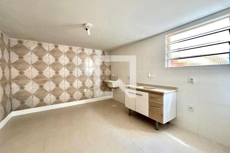 Cozinha de casa para alugar com 1 quarto, 40m² em Parque Jabaquara, São Paulo