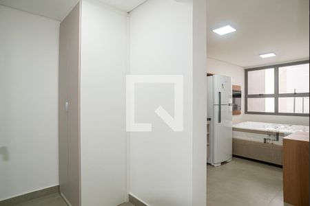 Sala/Quarto de kitnet/studio para alugar com 1 quarto, 26m² em Consolação, São Paulo