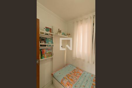 Quarto 1 de apartamento para alugar com 3 quartos, 62m² em Guarani, Belo Horizonte