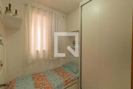 Quarto 1 de apartamento para alugar com 3 quartos, 62m² em Guarani, Belo Horizonte