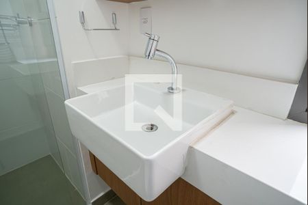 Banheiro Social de kitnet/studio para alugar com 1 quarto, 26m² em Consolação, São Paulo