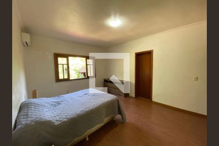 Casa à venda com 4 quartos, 361m² em Tristeza, Porto Alegre