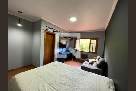 Casa à venda com 4 quartos, 361m² em Tristeza, Porto Alegre