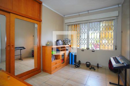 Suíte 2 de casa à venda com 5 quartos, 390m² em Jardim Lindóia, Porto Alegre