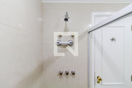 Banheiro de apartamento à venda com 1 quarto, 40m² em Jardim Paulistano, São Paulo