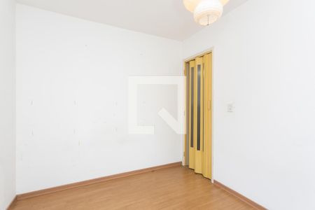 Quarto 1 de apartamento para alugar com 2 quartos, 30m² em Vila Regina, São Paulo