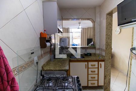 Cozinha de apartamento à venda com 2 quartos, 60m² em Cubango, Niterói