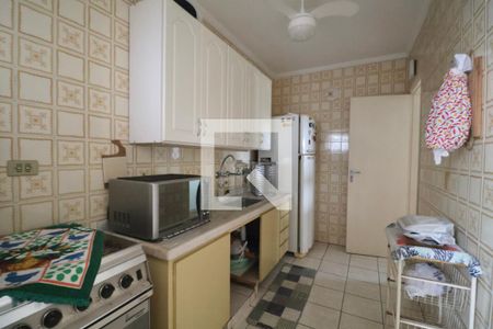 Cozinha de apartamento para alugar com 2 quartos, 107m² em Jardim Vitoria, Guarujá