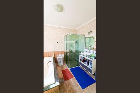 Banheiro da Suíte de casa à venda com 3 quartos, 560m² em Concórdia, Belo Horizonte