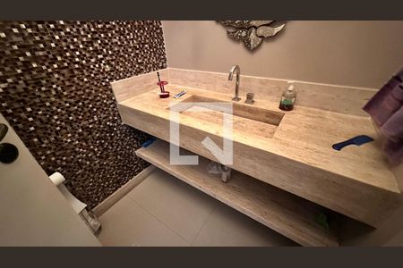 Lavabo de casa para alugar com 5 quartos, 800m² em Barra da Tijuca, Rio de Janeiro