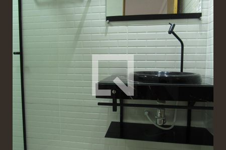 Banheiro da Suíte  de casa à venda com 2 quartos, 90m² em Centro, Osasco