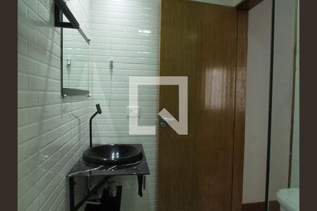 Banheiro da Suíte  de casa à venda com 2 quartos, 90m² em Centro, Osasco