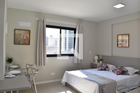 Stúdio de kitnet/studio para alugar com 1 quarto, 22m² em Centro, Curitiba
