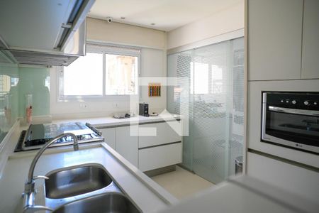 Cozinha de apartamento à venda com 3 quartos, 280m² em Aclimação, São Paulo
