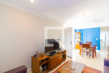 Sala de Estar de casa à venda com 3 quartos, 122m² em Jardim Cidália, São Paulo