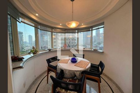 Apartamento à venda com 3 quartos, 258m² em Tatuapé, São Paulo