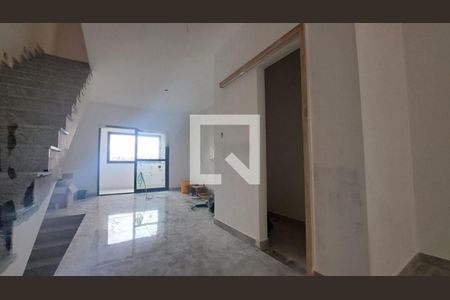 Casa à venda com 3 quartos, 210m² em Vila Santa Isabel, São Paulo