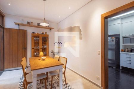 Casa à venda com 3 quartos, 341m² em Jardim dos Estados, São Paulo