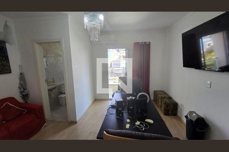 Casa à venda com 3 quartos, 242m² em Cidade Mãe do Céu, São Paulo