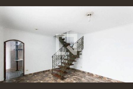 Casa à venda com 2 quartos, 180m² em Vila Carrão, São Paulo