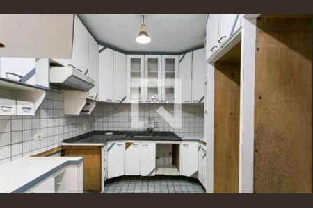 Casa à venda com 2 quartos, 180m² em Vila Carrão, São Paulo