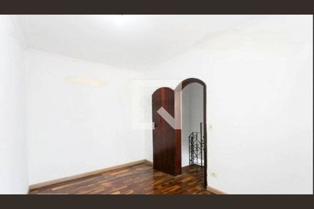 Casa à venda com 2 quartos, 180m² em Vila Carrão, São Paulo