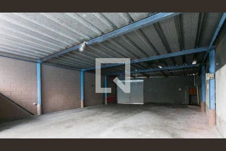 Casa à venda com 2 quartos, 180m² em Vila Carrão, São Paulo