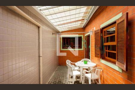 Casa à venda com 3 quartos, 280m² em Vila Carrão, São Paulo